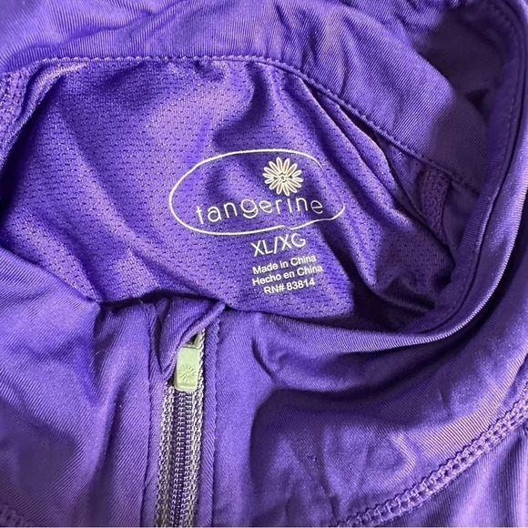 Tangerine‎ XL purple 1/4 zip performance pull over athletic top with thumb holes - Picture 8 of 8